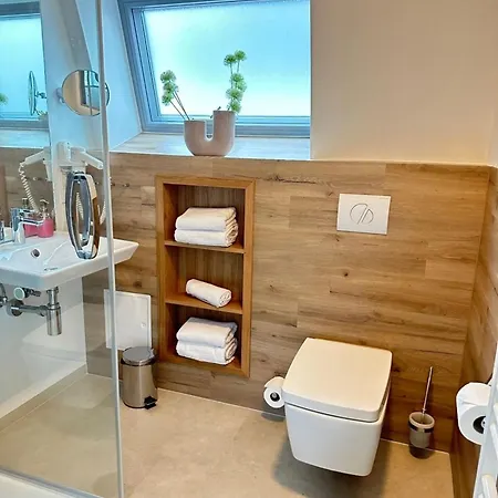 Duene 6 1og Grundbelegung 2 Pers דירה *